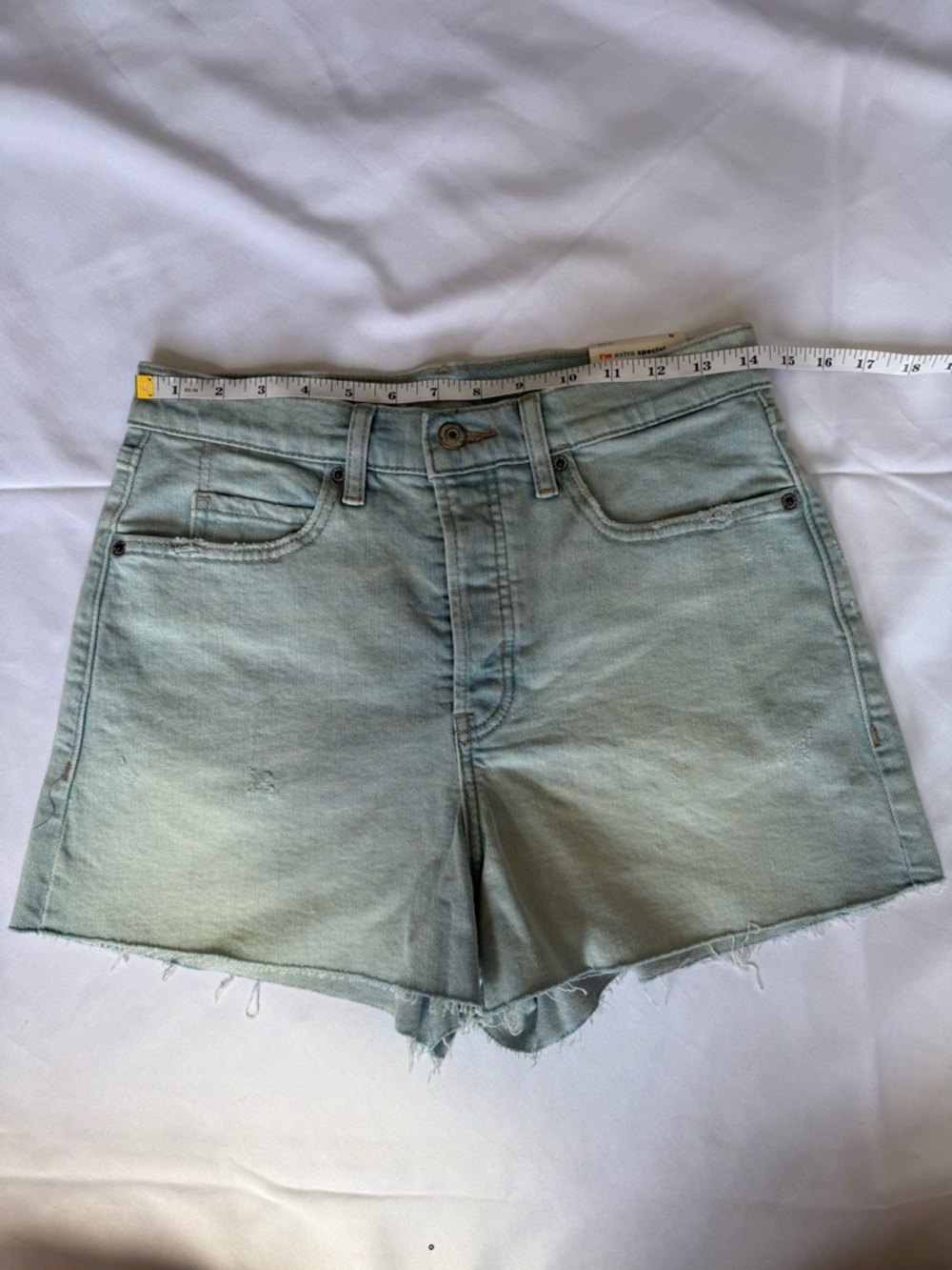 Old Navy Sky-Hi A-Line High Rise Button Fly Light Wash Denim Shorts Size 6 - Picture 8 of 11